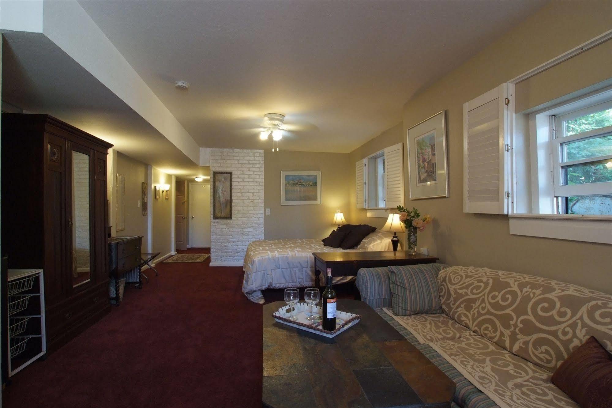 Madison Street Inn B&B Санта Клара Екстериор снимка